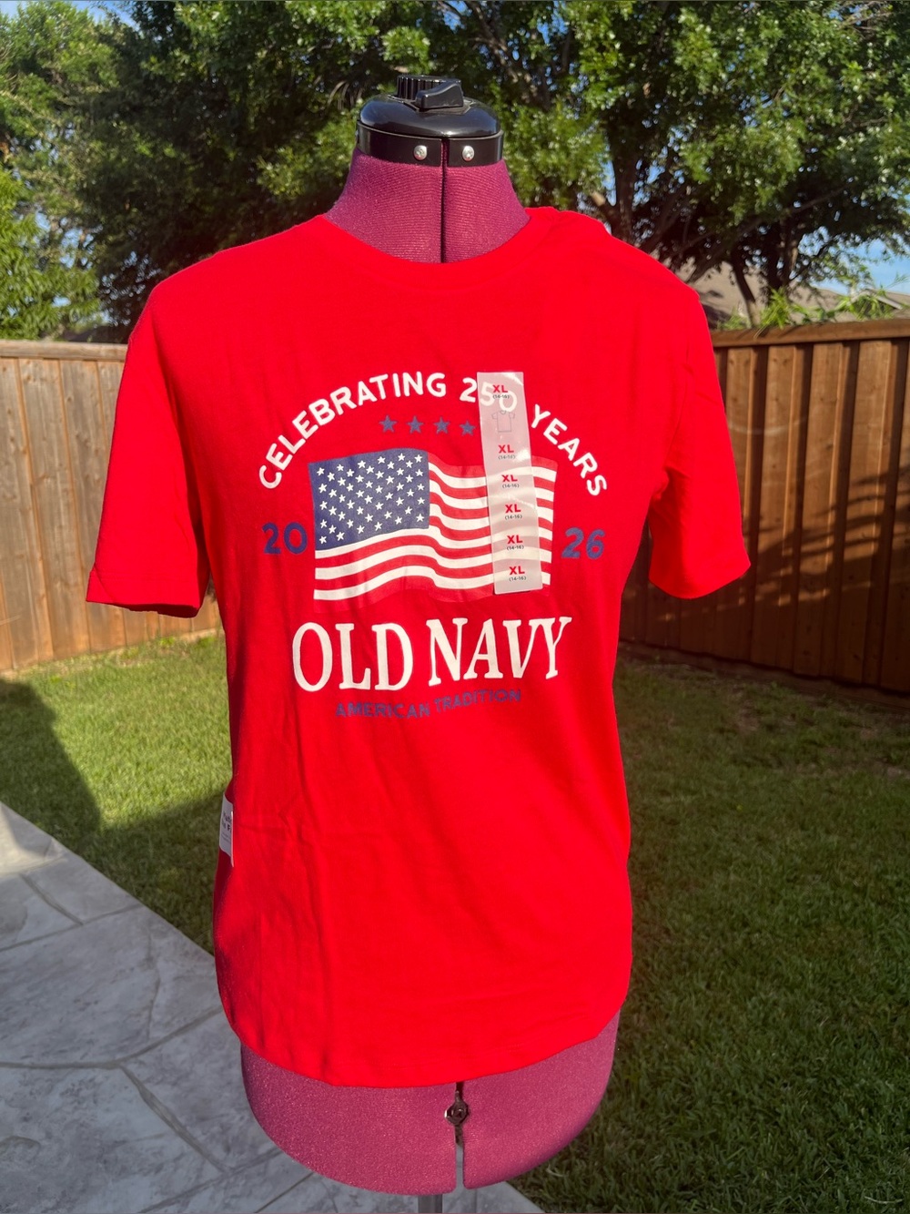Old Navy T-shirt